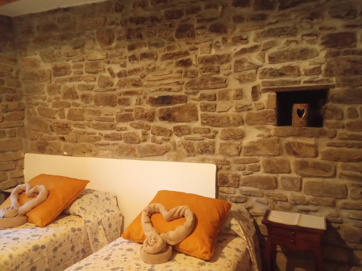 Agriturismo Il Regno Del Marrone Castel del Rio 外观 照片